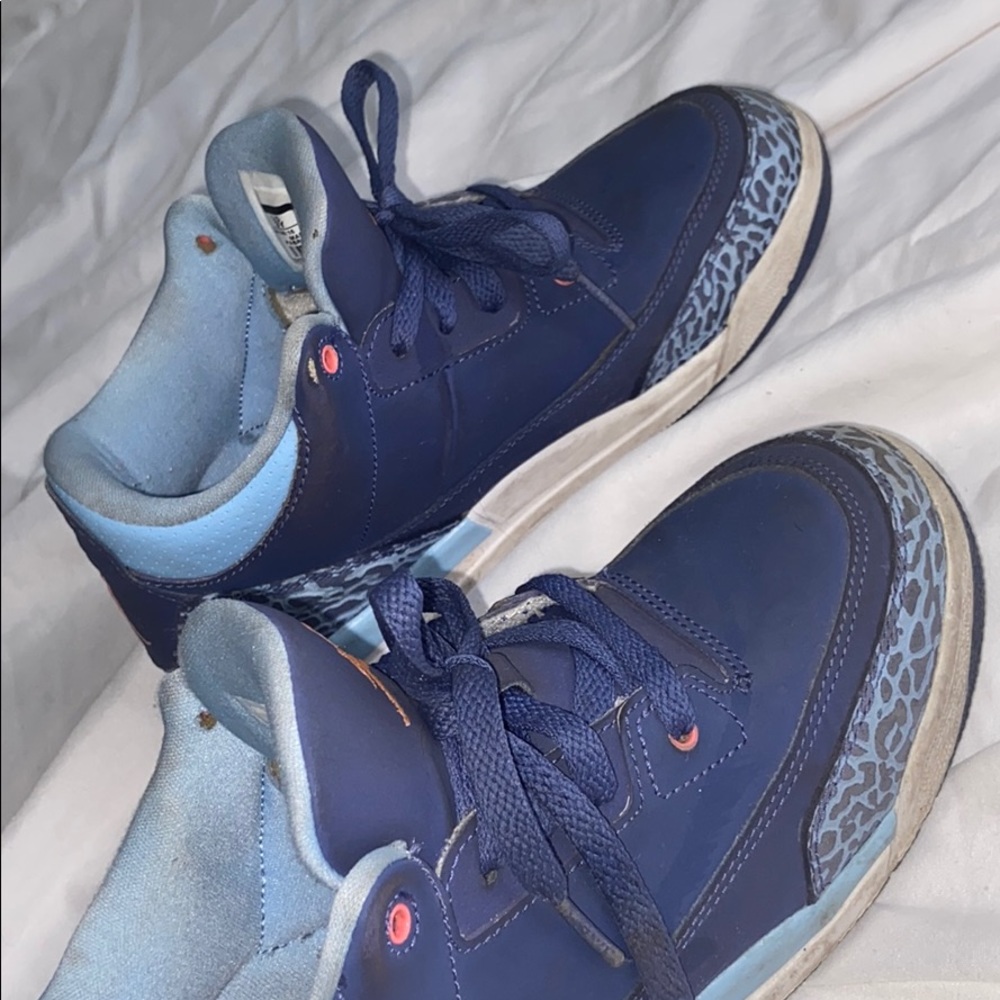 Girls shoes
